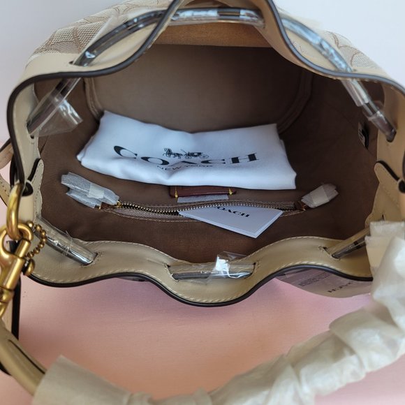 COACH Field Bucket Bag in Signature Jacquard & Leather –Stone Ivory ⭐ - Picture 12 of 16